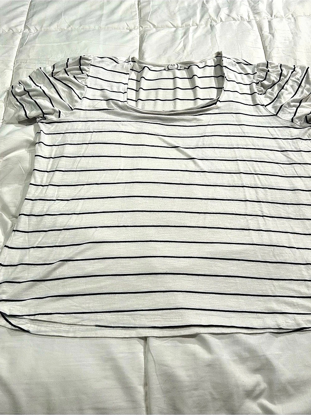 Maurices 24/7 Plus Size 2 Striped Short Sleeve Top White Navy